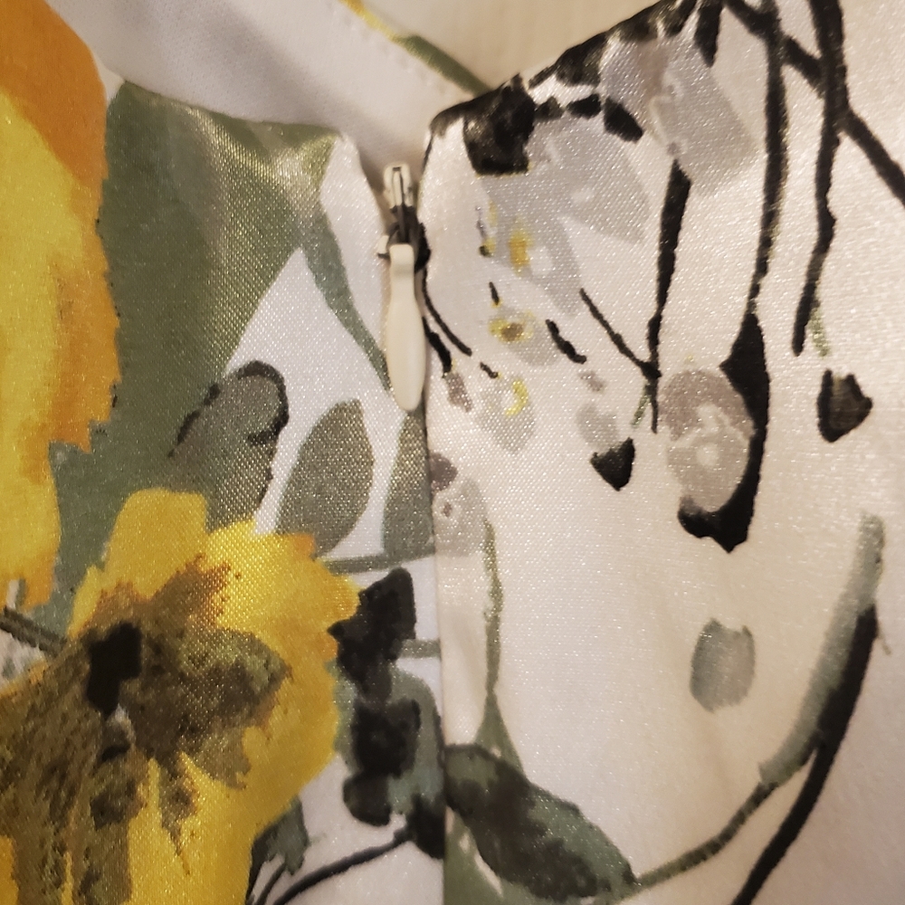 Maggy London satin floral dress - Picture 11 of 13